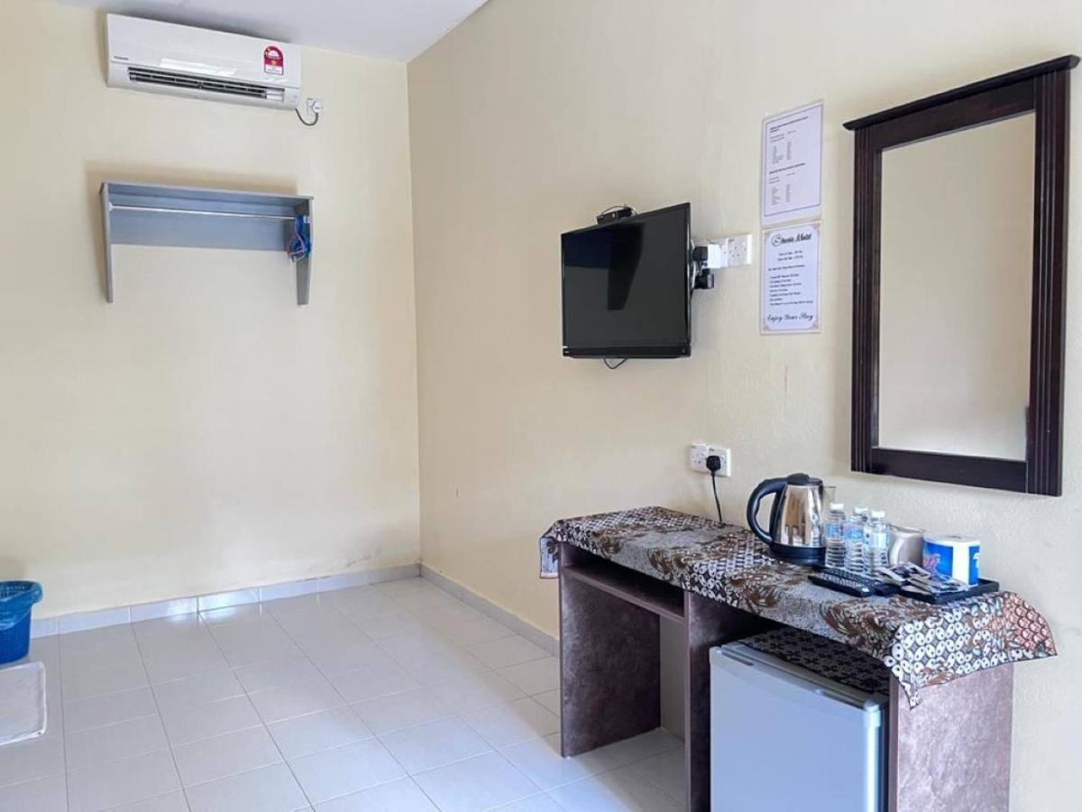 Dhania Cenang Beach Resort Pantai Cenang  Exterior foto